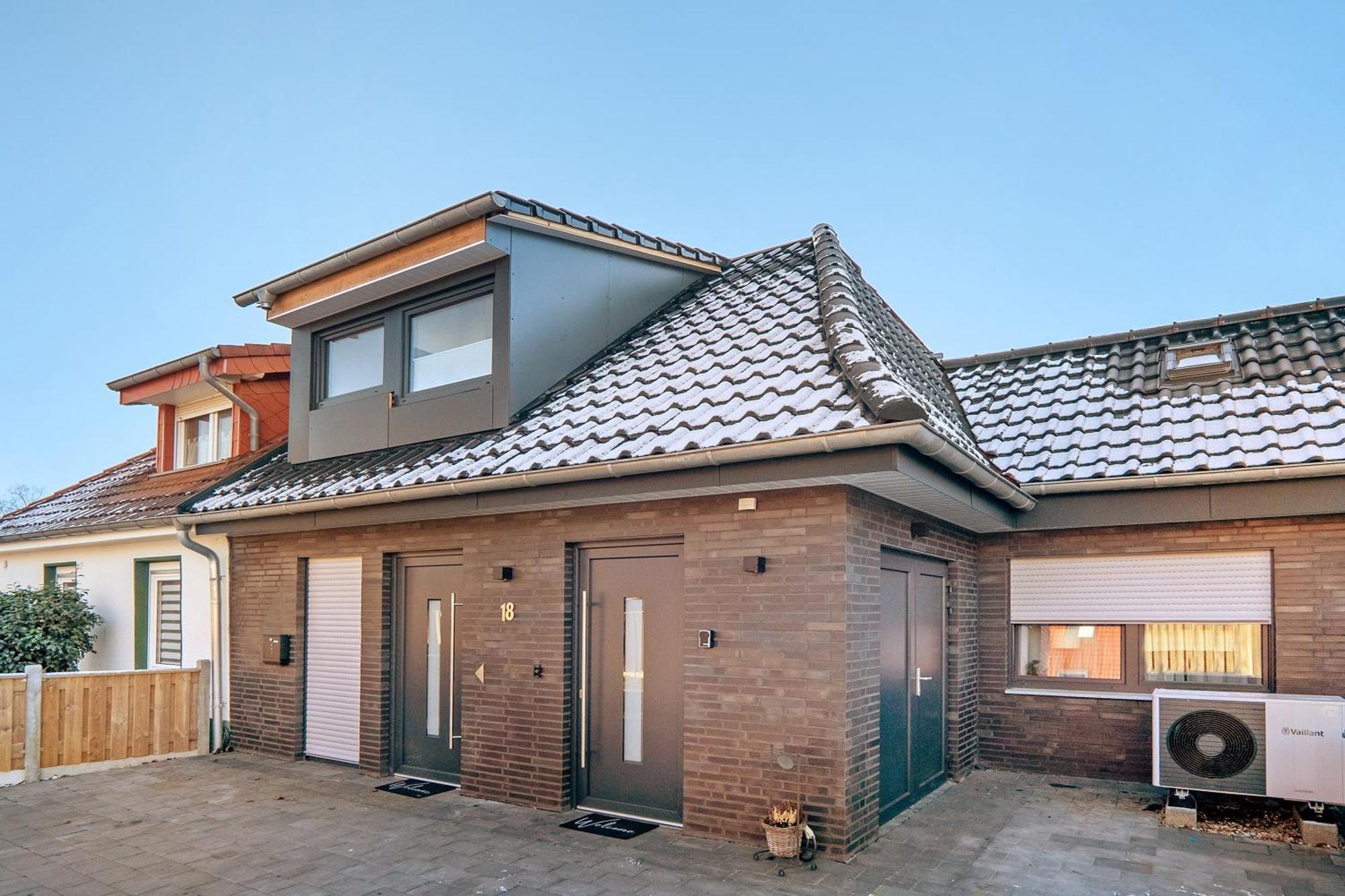 Neubau Ferienwohnung Mit Balkon Gronau  Buitenkant foto